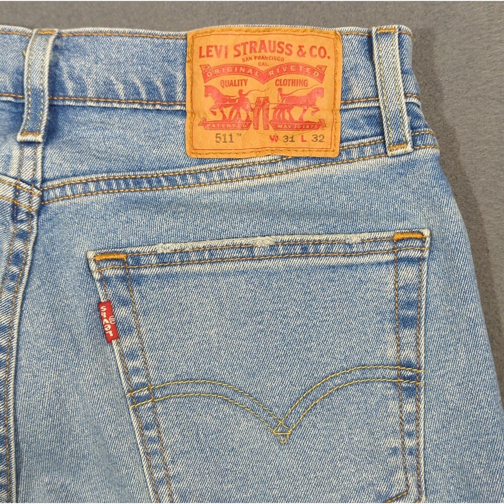 Levi's Jeans Men's 31x32 Fits 30x31 Blue 511 Slim Fit Tapered Leg